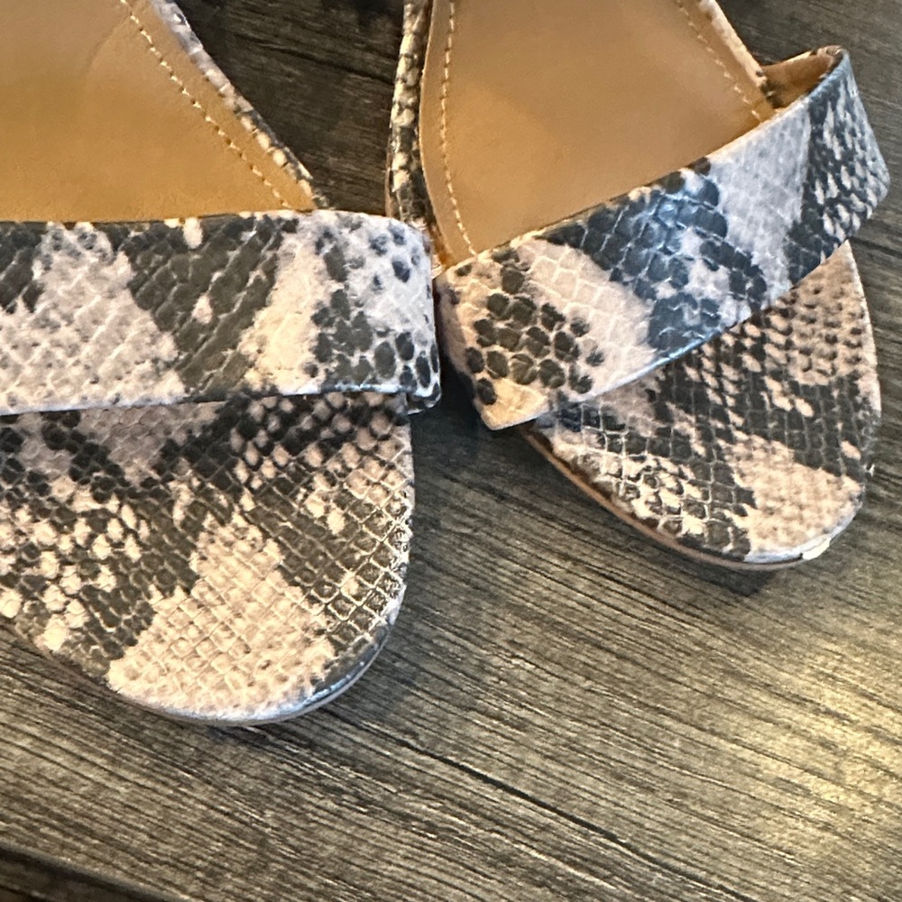 🖤 🏴‍☠️ Steve Madden "Irenee" Snake Print Heels - Picture 6 of 6
